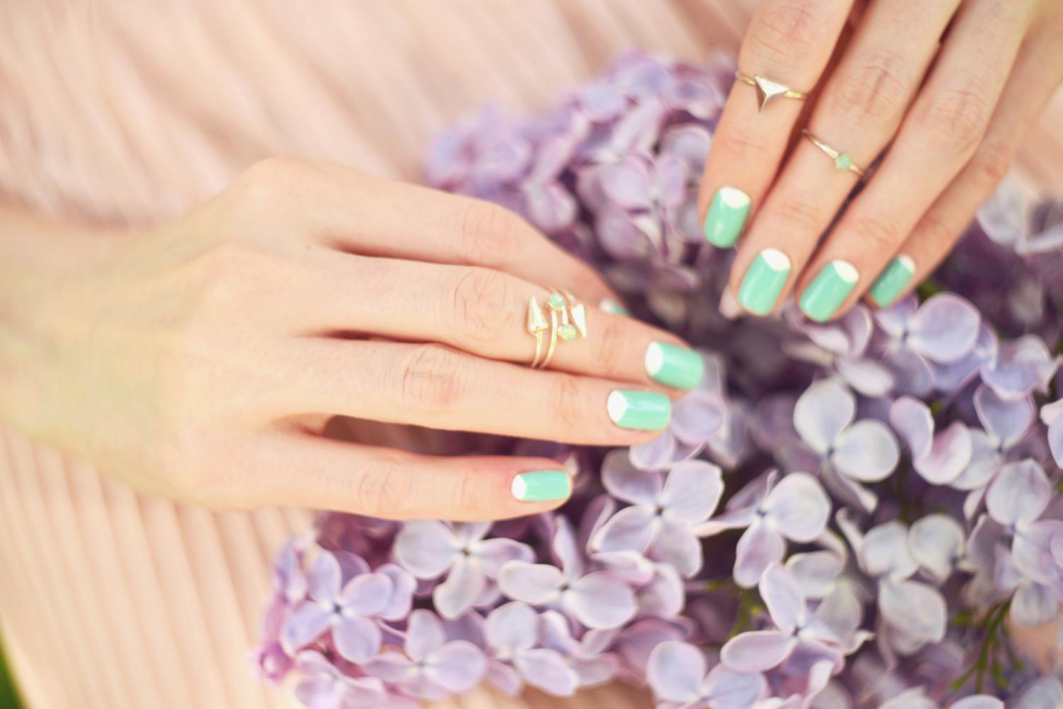 Applicazione tecnica nail extension con gel builder